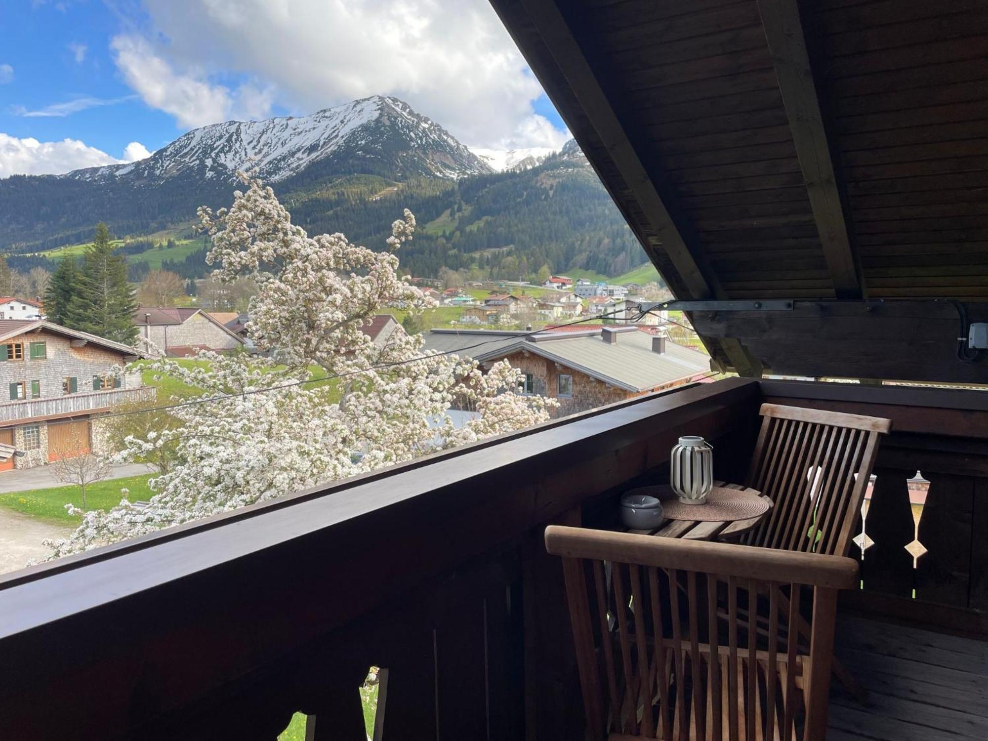 Gaestehaus Holl Schattwald Dış mekan fotoğraf